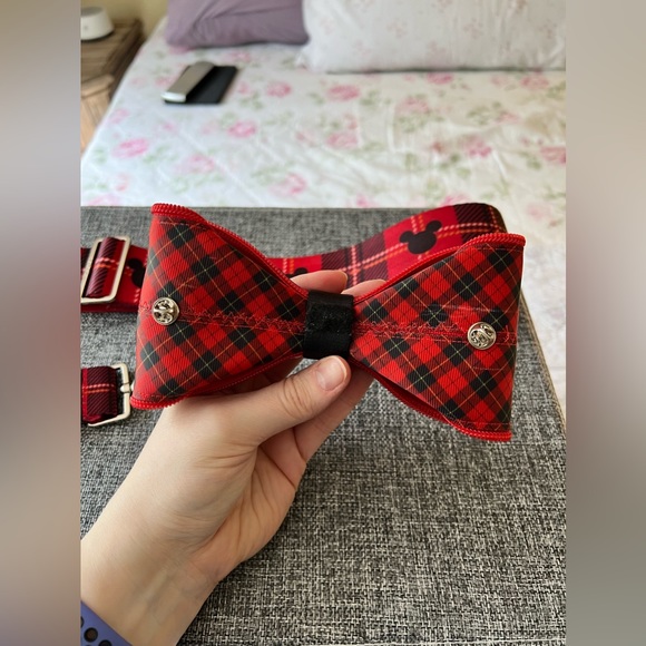 Harvey’s Holiday Mickey Tartan Trio - Picture 2 of 2